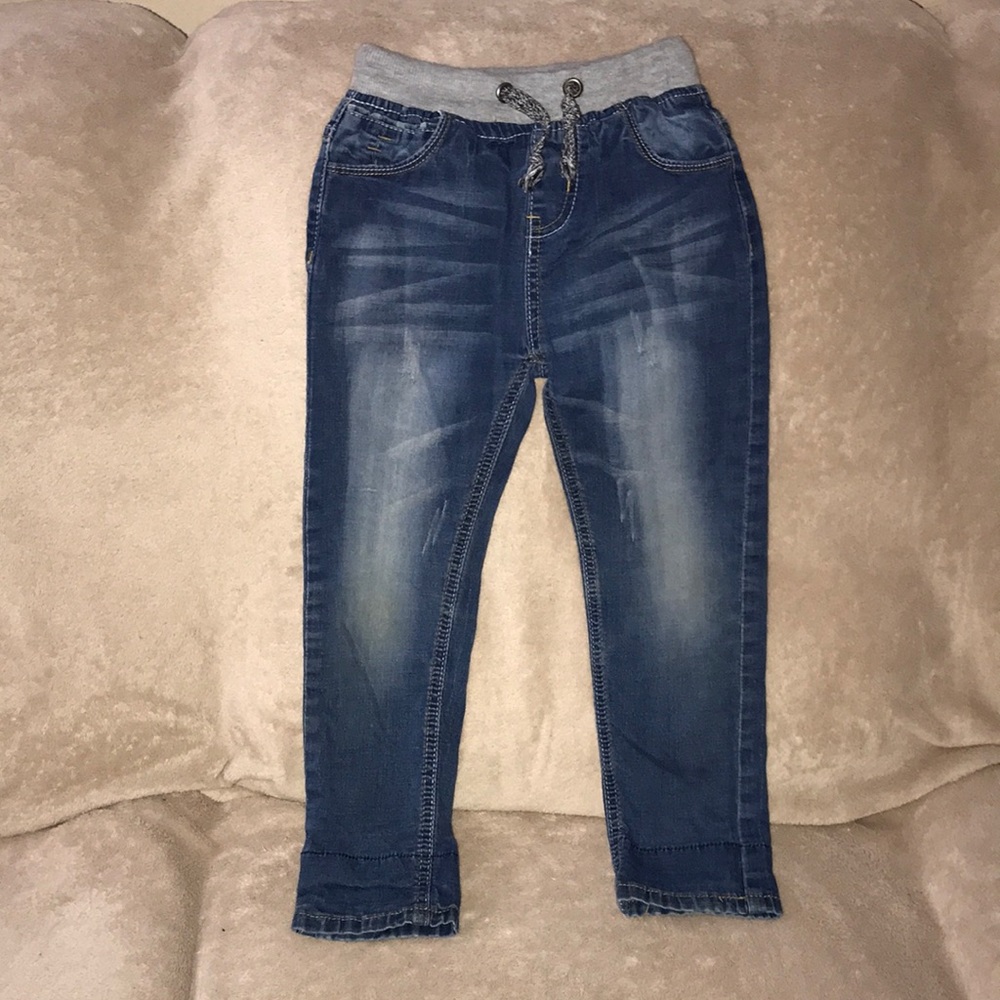 Little Guest Jeans Kids size 5 / 64cm 💕
